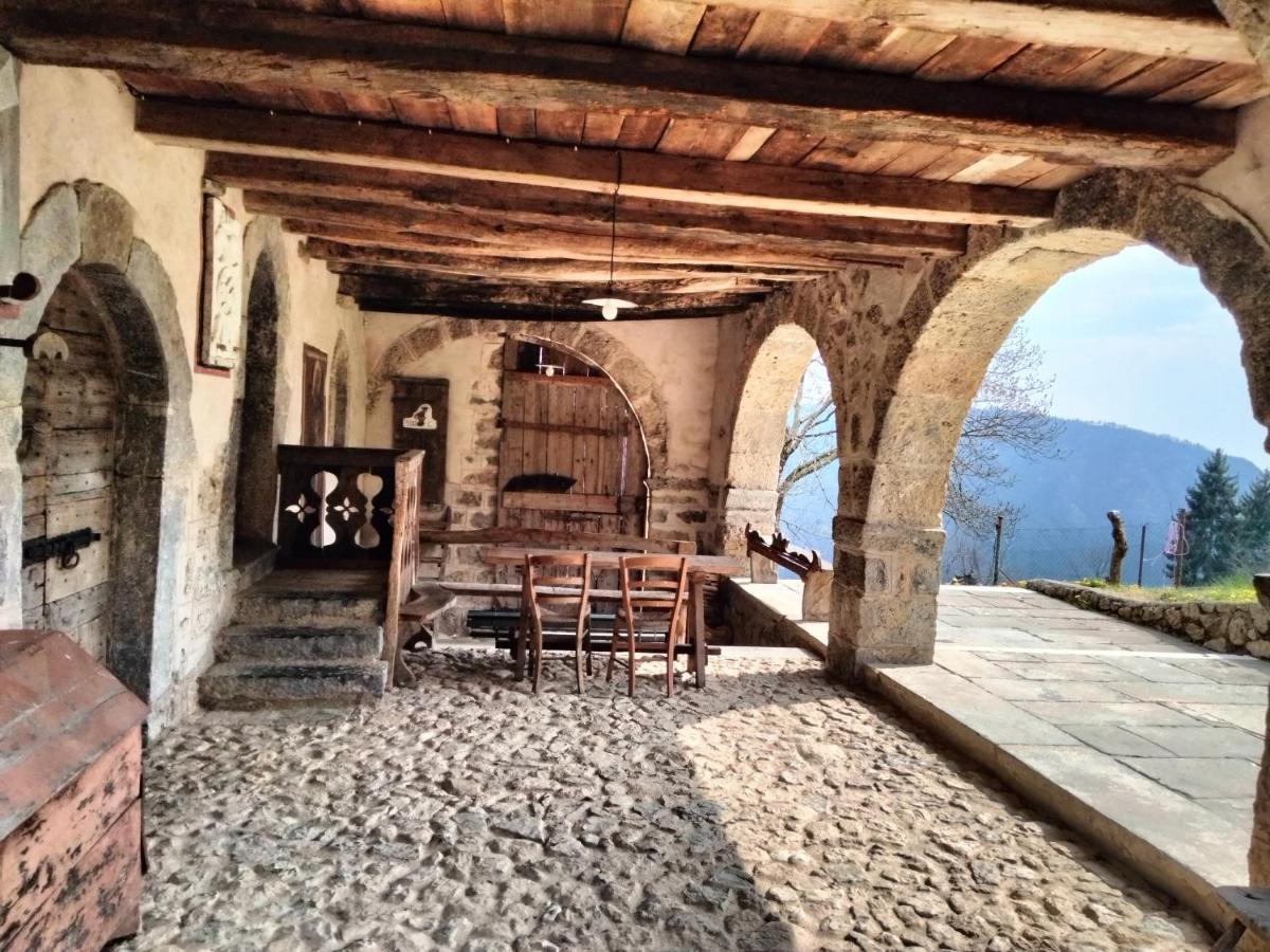 Madonna della Costa Dossena Dimora Storica Al Lac Conte Tomaselliヴィラ エクステリア 写真
