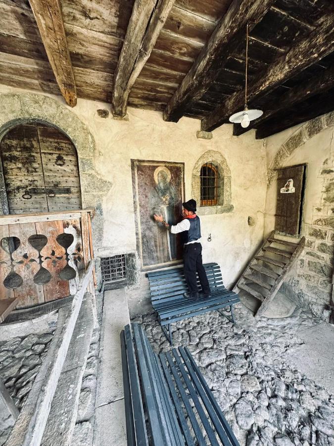 Madonna della Costa Dossena Dimora Storica Al Lac Conte Tomaselliヴィラ エクステリア 写真