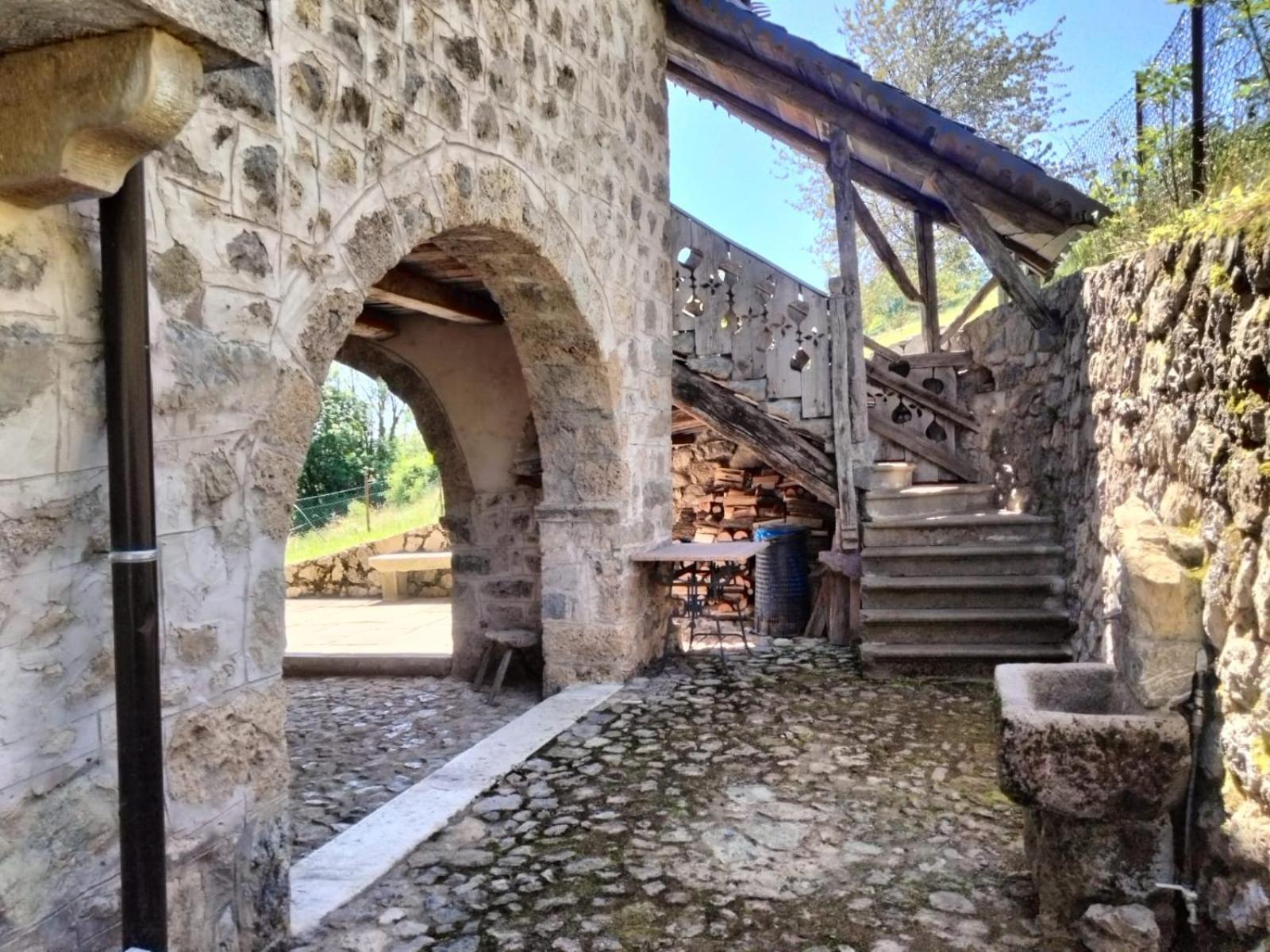 Madonna della Costa Dossena Dimora Storica Al Lac Conte Tomaselliヴィラ エクステリア 写真